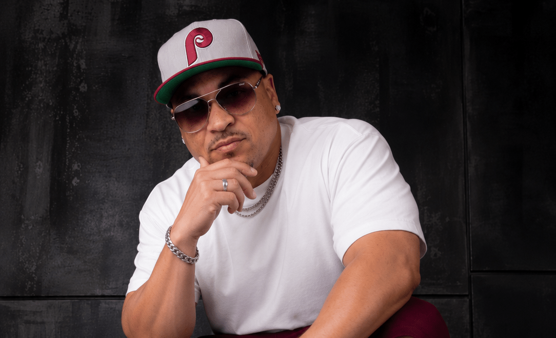A.E.R.O. FLYNN Bridges Classic Hip-Hop and Modern Storytelling With "Never Mind"