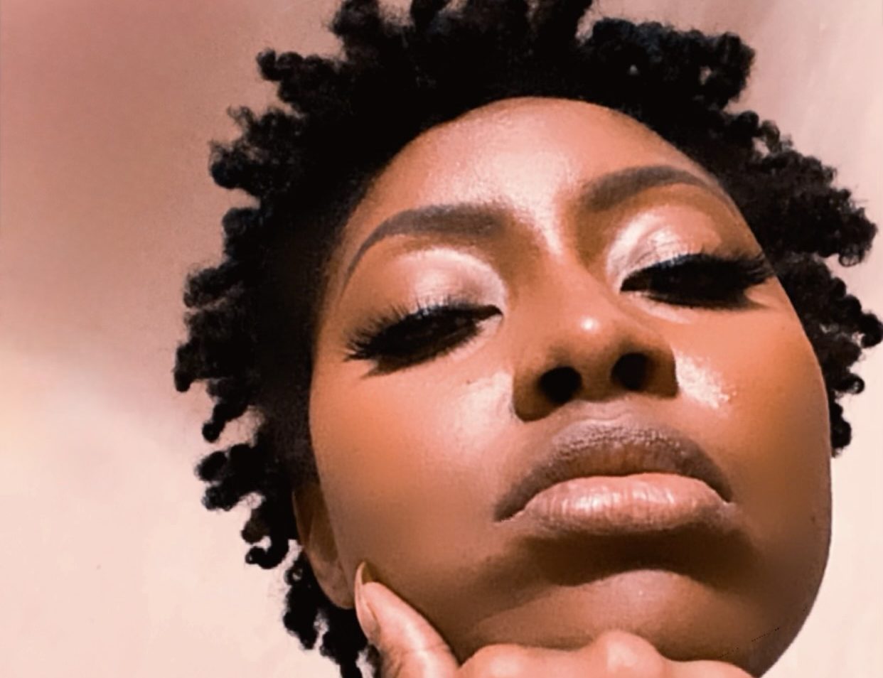itzfridaiii Begins a Powerful New Chapter With Soulful Single “Ghetto Birds” Featuring Quote James