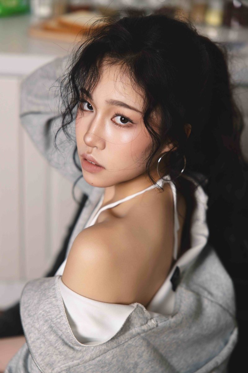 Clarity Liao Embraces Life’s Quietest Moments on ‘Pouring Rain’