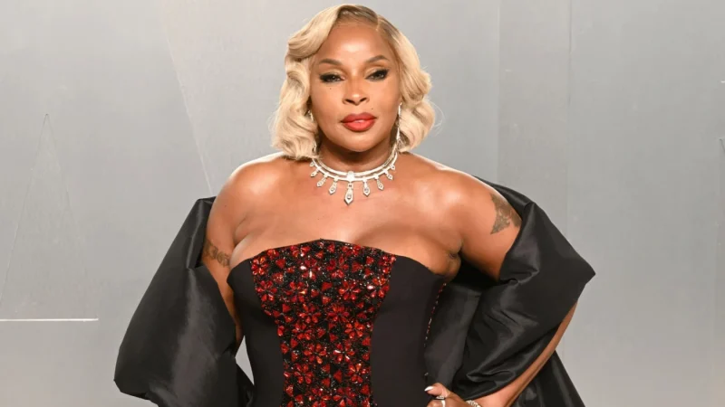 Mary J. Blige Says Seeing Relatives Lose Their Freedom Shaped Her Choice Not to Have Kids