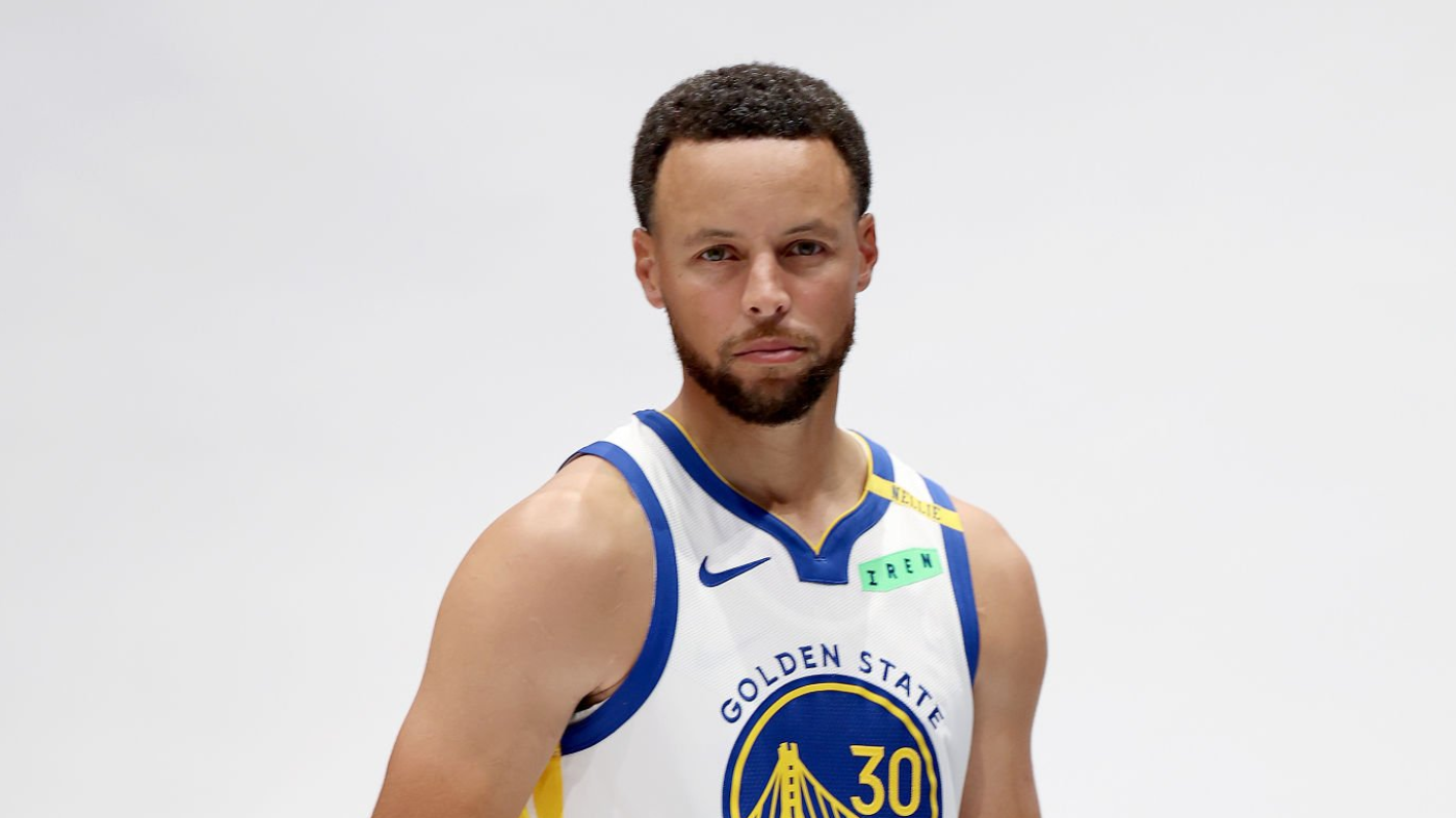 Stephen Curry - SAN FRANCISCO, CALIFORNIA - SEPTEMBER 28: Stephen Curry #30 of the Golden State Warriors poses for a portrait during media day at Chase Center on September 28, 2026 in San Francisco, California. NOTE TO USER: User expressly acknowledges and agrees that, by downloading and/or using this photograph, user is consenting to the terms and conditions of the Getty Images License Agreement. (Photo by Ezra Shaw/Getty Images)