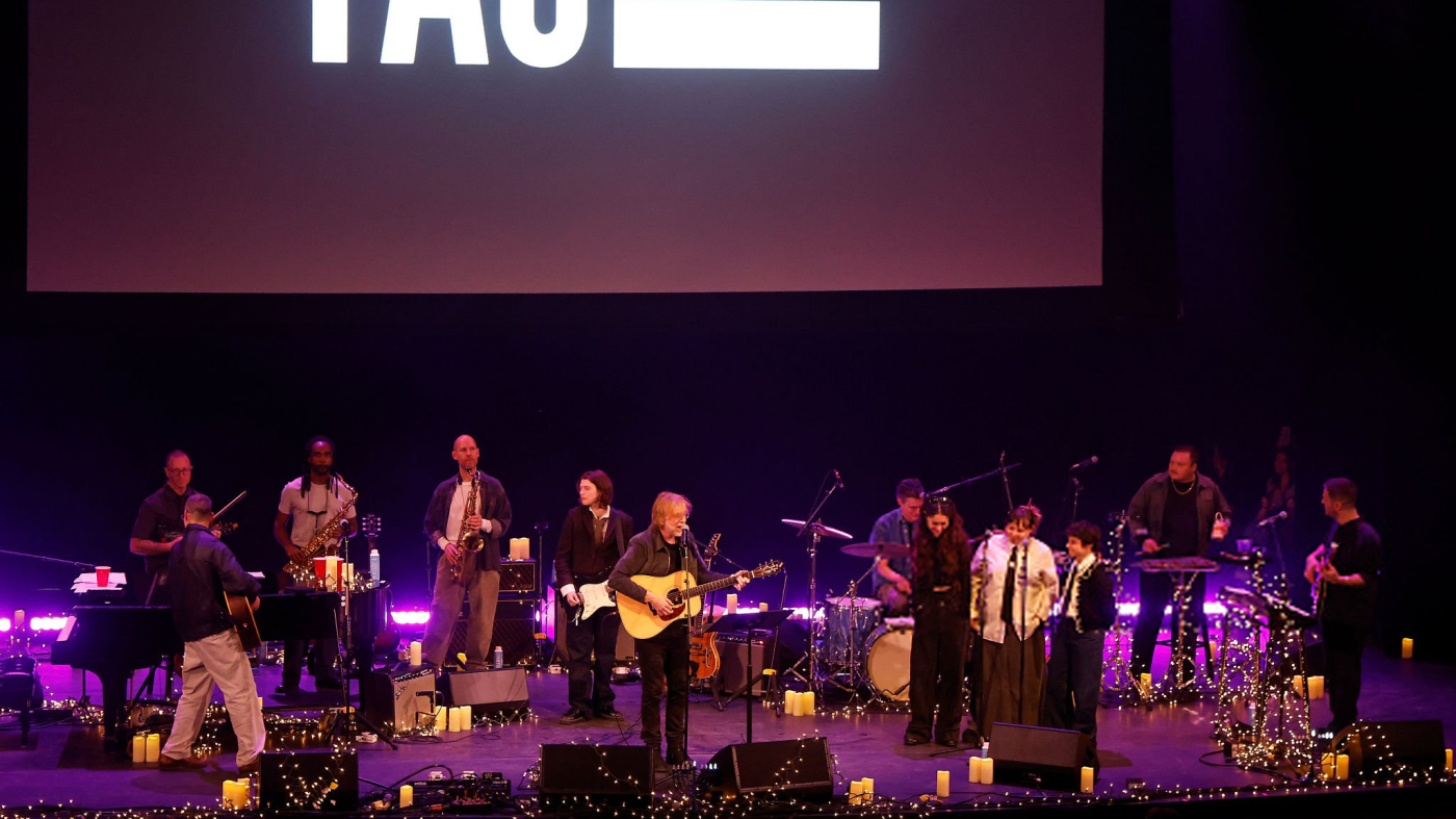 Claud - NEW YORK, NEW YORK - DECEMBER 15: Trey Anastasio, Hank Heaven, Claud, Samia, and Annie DiRusso perform with Bleachers during The 11th Annual Ally Coalition Talent Show at NYU Skirball Center on December 15, 2025 in New York City. (Photo by Taylor Hill/Getty Images for Ally Coalition)